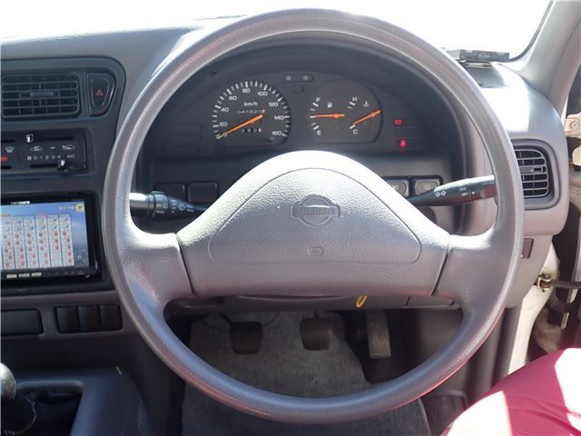 1997 Nissan SERENA — миниатюра 25