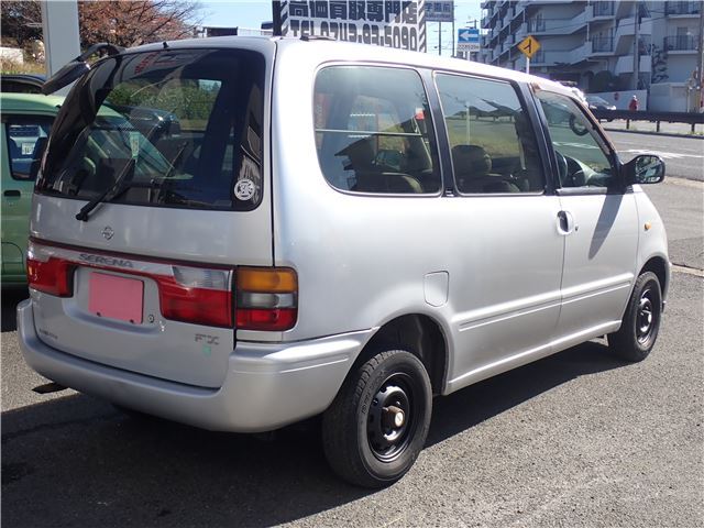 1997 Nissan SERENA 照片 10