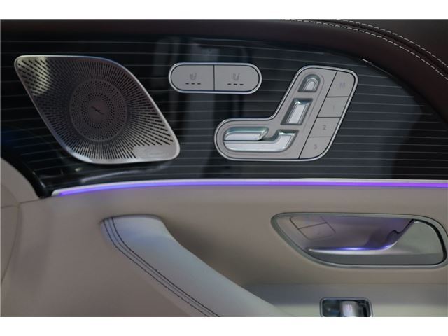 2024 Mercedes-BENZ MAYBACH — миниатюра 13