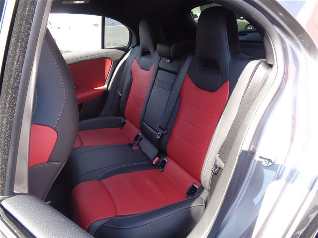 صورة مصغرة 26 لـ 2021 Mercedes-BENZ A-CLASS AMG