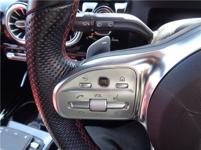 صورة مصغرة 32 لـ 2021 Mercedes-BENZ A-CLASS AMG