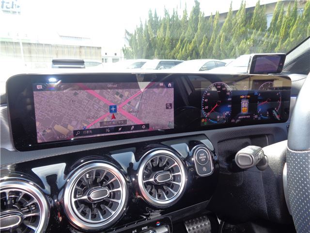 صورة مصغرة 34 لـ 2021 Mercedes-BENZ A-CLASS AMG