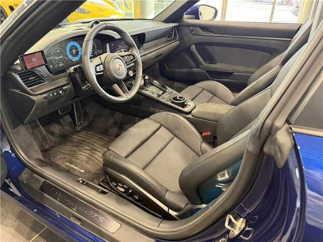 2025 Porsche 911 缩略图 3