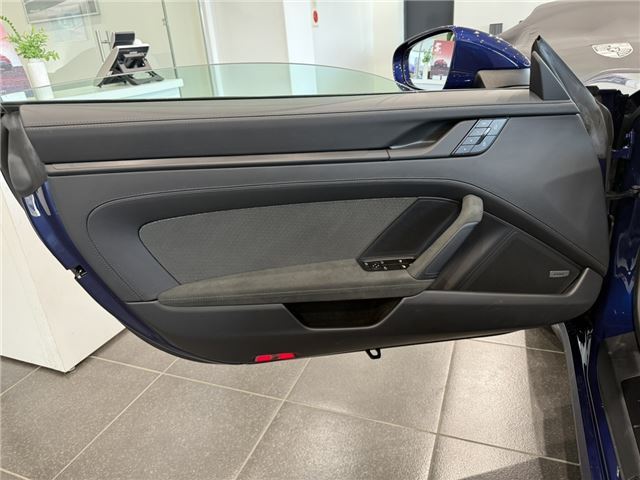 2025 Porsche 911 缩略图 27