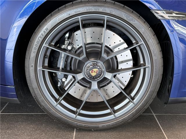 2025 Porsche 911 缩略图 8