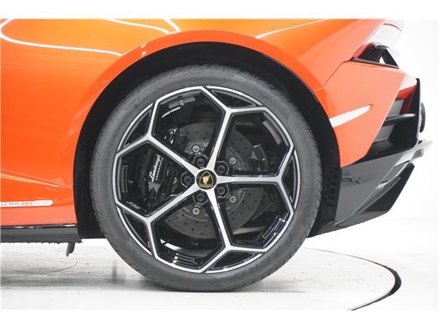 صورة مصغرة 12 لـ 2020 Lamborghini HURACAN