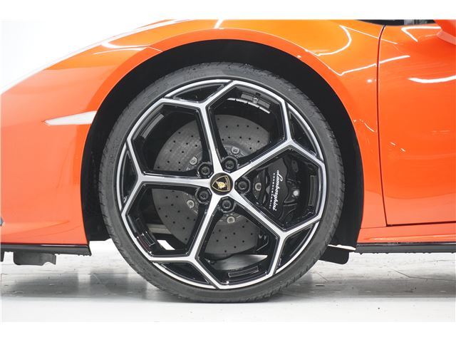 صورة مصغرة 11 لـ 2020 Lamborghini HURACAN