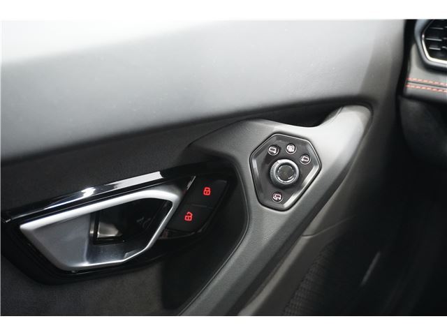 صورة مصغرة 29 لـ 2020 Lamborghini HURACAN
