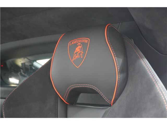 صورة مصغرة 32 لـ 2020 Lamborghini HURACAN