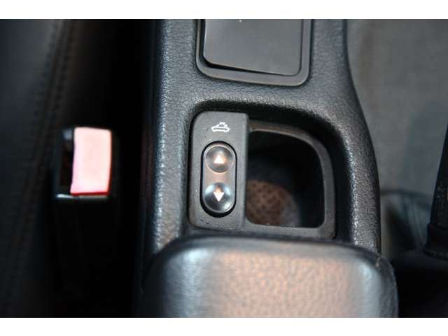 2009 ALFA Romeo ALFA SPIDER 缩略图 79