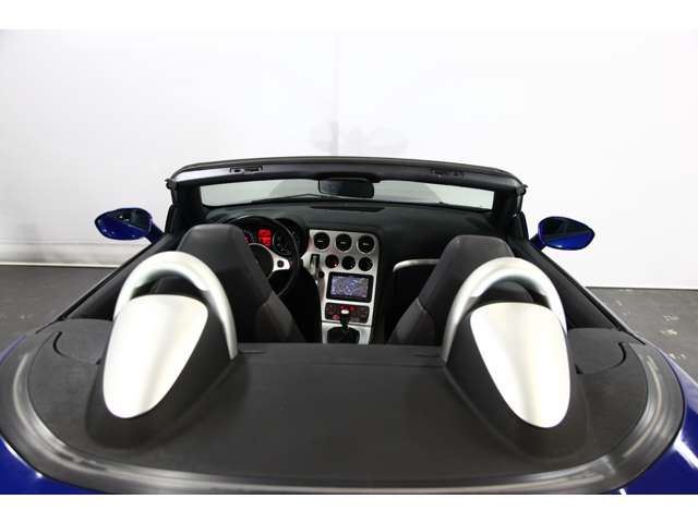2009 ALFA Romeo ALFA SPIDER — фото 4