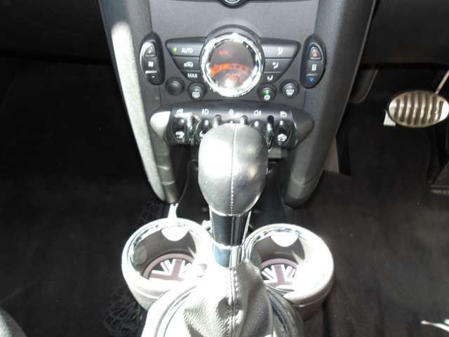 صورة مصغرة 22 لـ 2011 MINI CLUBMAN