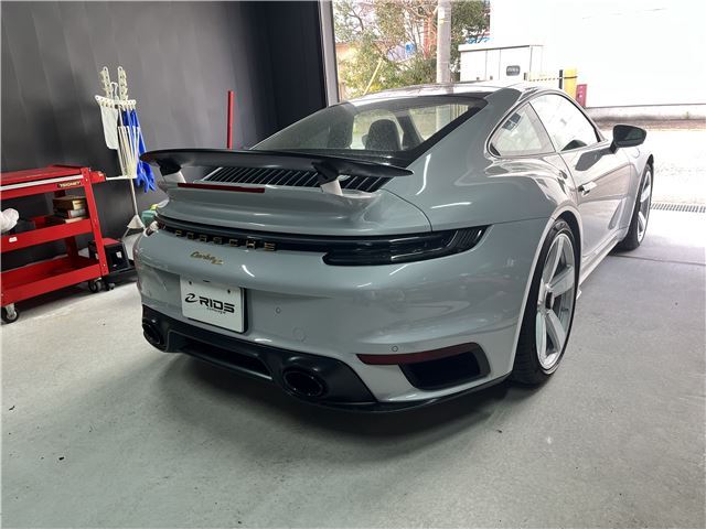 2025 Porsche 911 缩略图 2