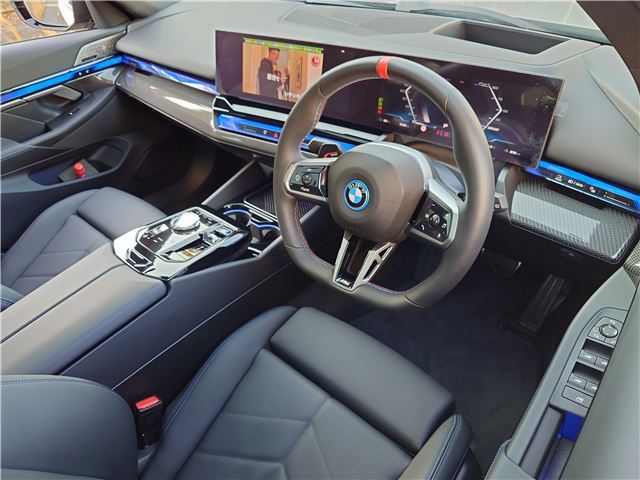 2024 BMW I5 — фото 9