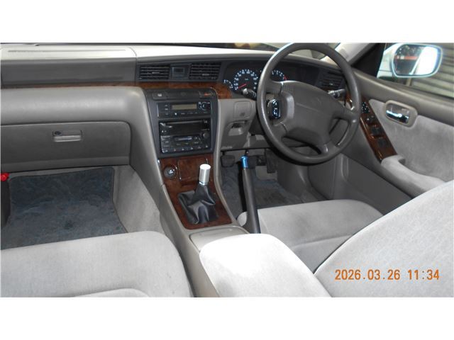 2000 Nissan LAUREL 缩略图 18
