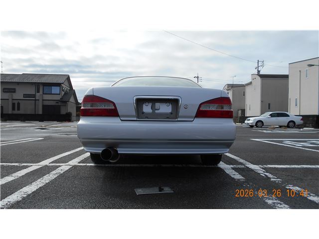 2000 Nissan LAUREL 照片 6