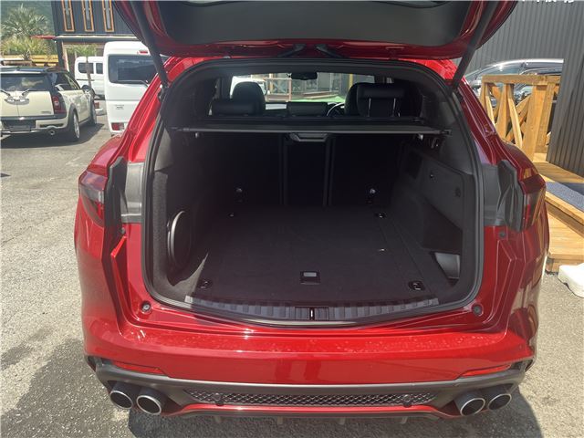 2019 ALFA Romeo STELVIO — миниатюра 21