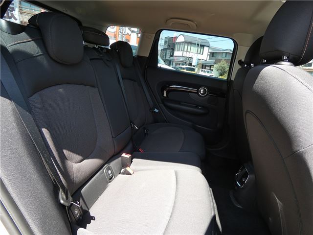 2018 MINI CLUBMAN — миниатюра 32