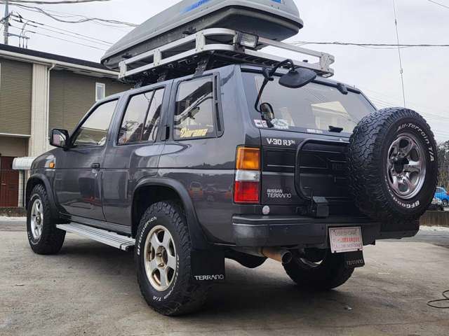 1990 Nissan TERRANO — фото 3