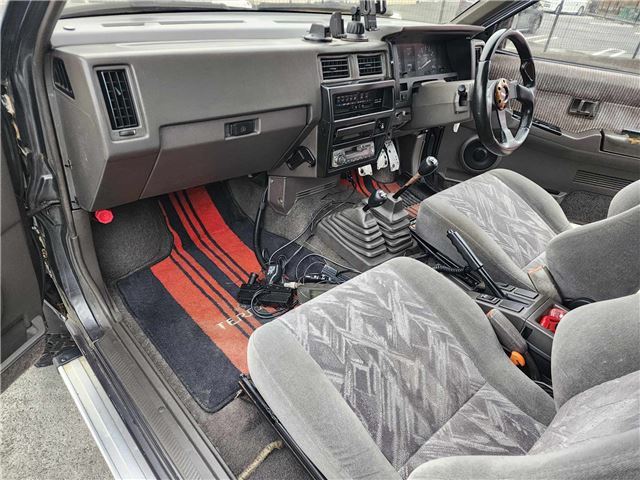 1990 Nissan TERRANO — миниатюра 37