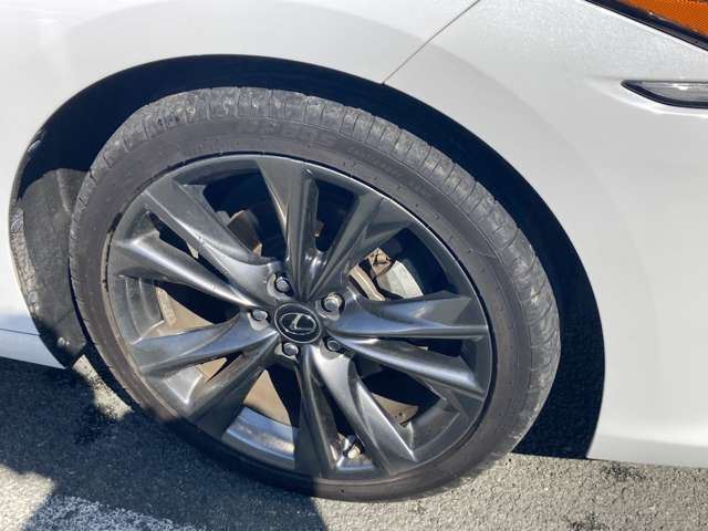 2018 Lexus ES photo 5