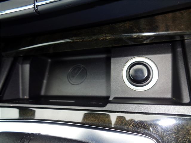 2012 Mercedes-BENZ E-CLASS 缩略图 32