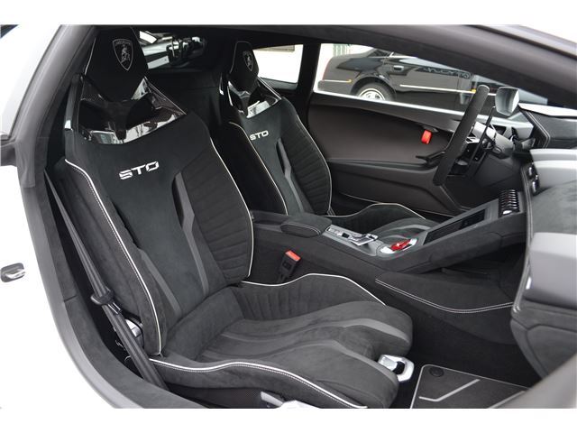2022 Lamborghini HURACAN — миниатюра 41