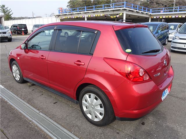 صورة 9 لـ 2006 Nissan TIIDA