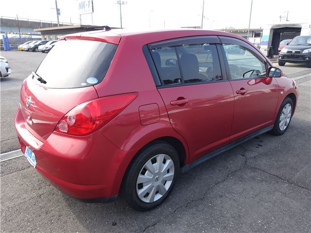 صورة 8 لـ 2006 Nissan TIIDA