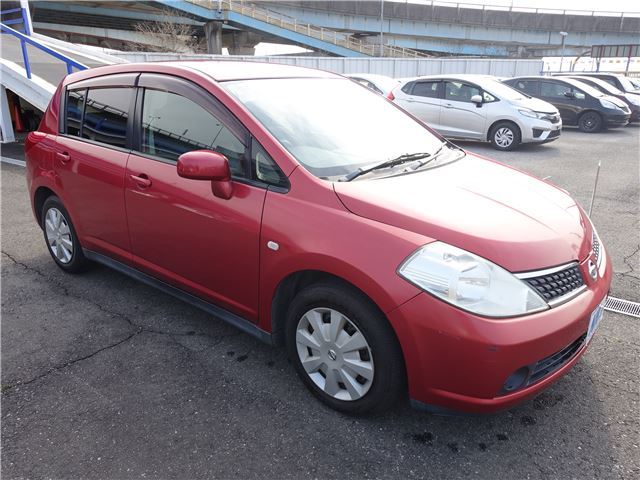 صورة 6 لـ 2006 Nissan TIIDA
