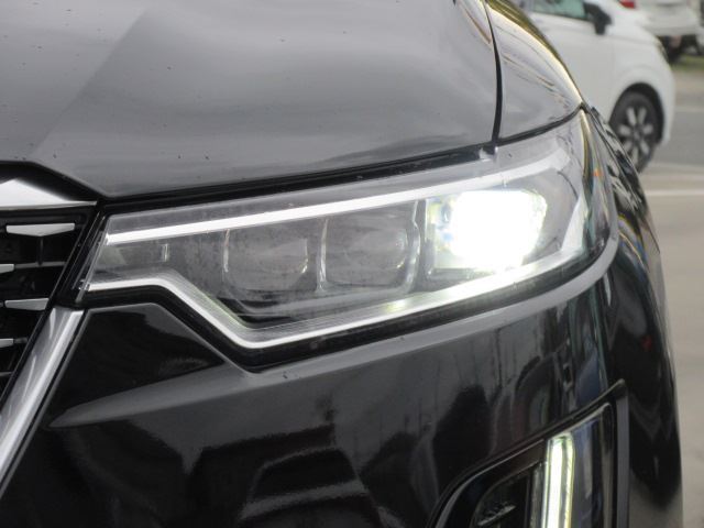 صورة مصغرة 17 لـ 2022 Cadillac XT6