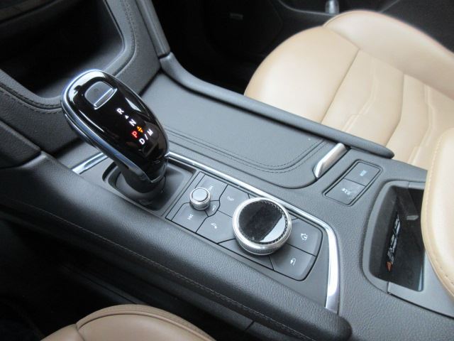 صورة مصغرة 52 لـ 2022 Cadillac XT6