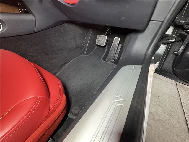 2024 Aston Martin DB12 缩略图 27