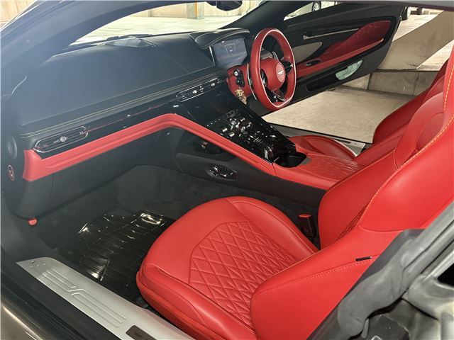 2024 Aston Martin DB12 缩略图 28