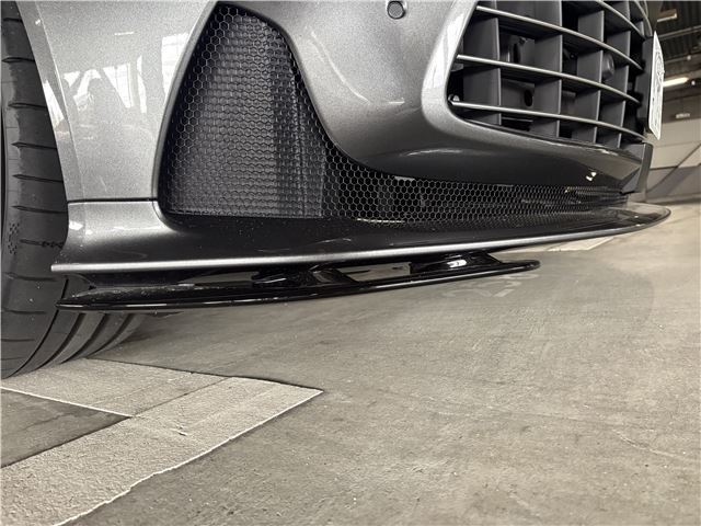 2024 Aston Martin DB12 缩略图 31