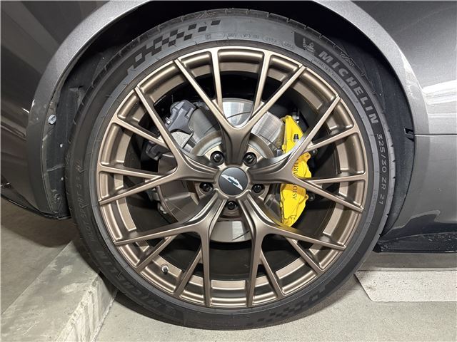 2024 Aston Martin DB12 缩略图 37