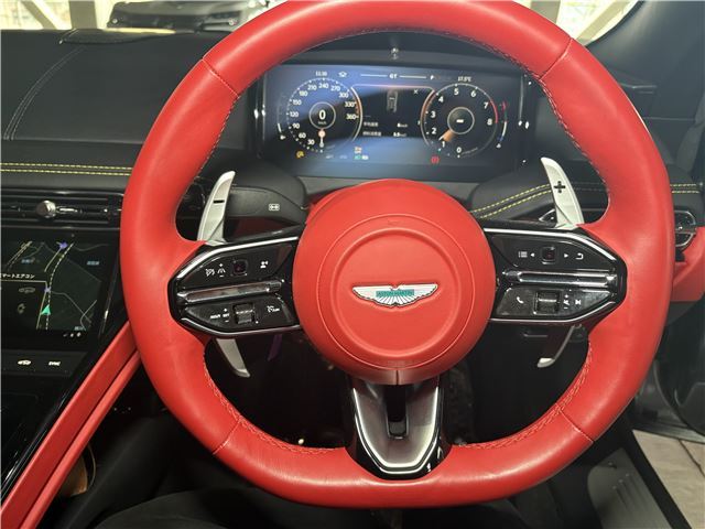 2024 Aston Martin DB12 缩略图 4