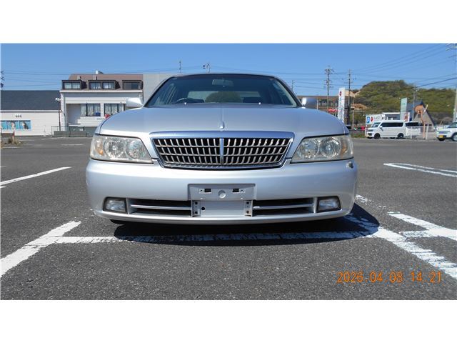 2000 Nissan LAUREL 照片 2