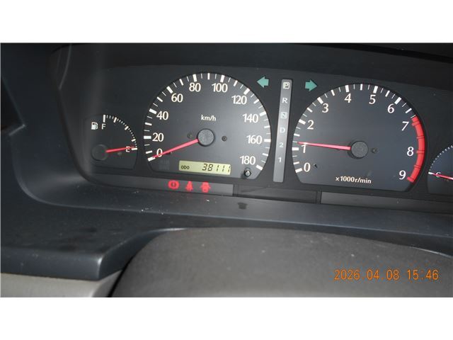 2000 Nissan LAUREL 照片 10