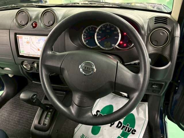 صورة مصغرة 17 لـ 2009 Nissan KICKS
