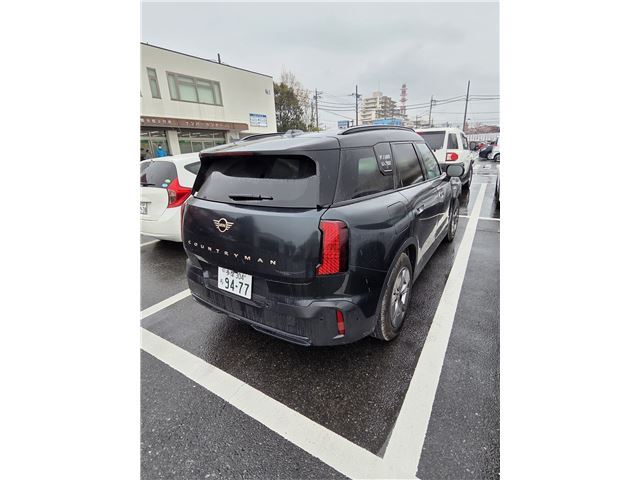 2024 MINI COUNTRYMAN 缩略图 2