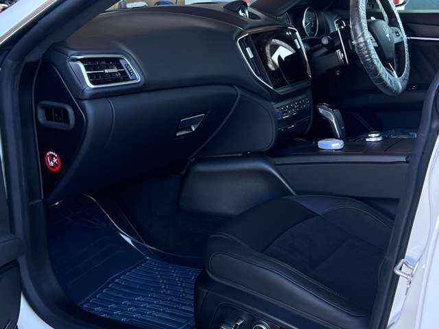 2022 Maserati GHIBLI — миниатюра 17