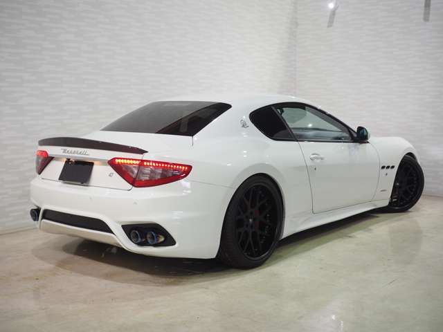 صورة مصغرة 24 لـ 2014 Maserati GRAN TURISMO