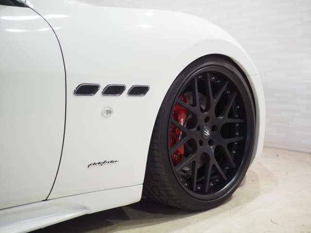 صورة مصغرة 28 لـ 2014 Maserati GRAN TURISMO