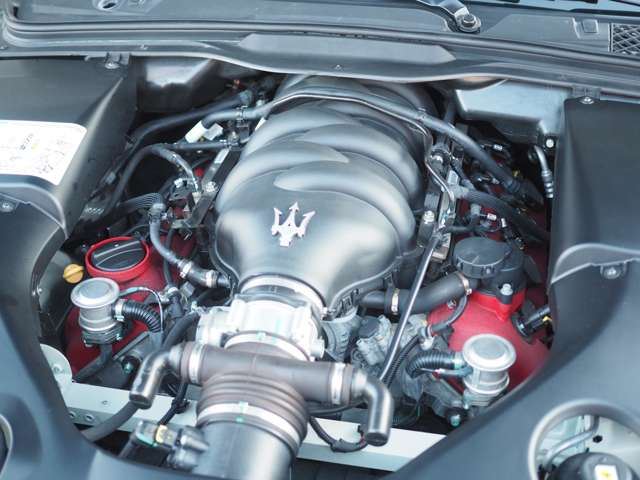 صورة مصغرة 39 لـ 2014 Maserati GRAN TURISMO