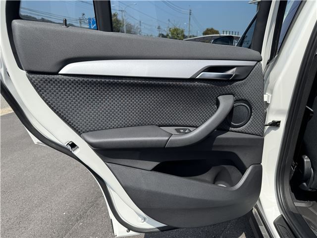 2016 BMW X1 缩略图 36