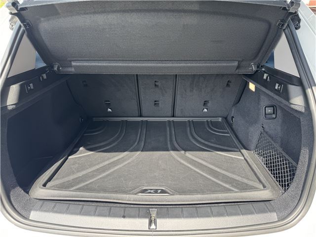 2016 BMW X1 缩略图 38