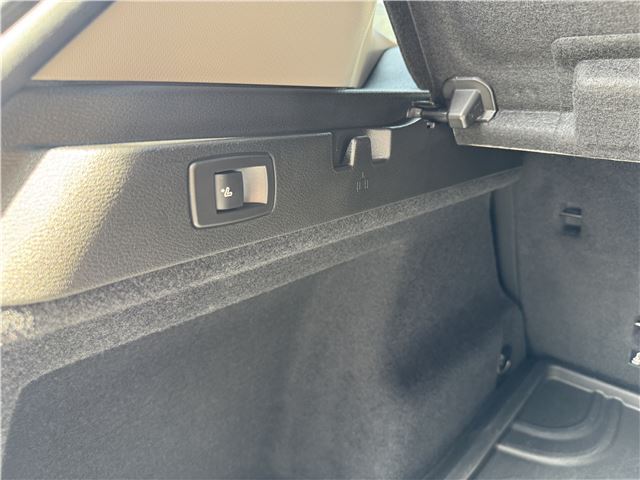 2016 BMW X1 缩略图 39