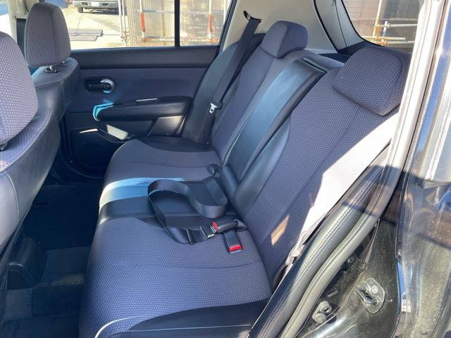 صورة مصغرة 12 لـ 2007 Nissan TIIDA