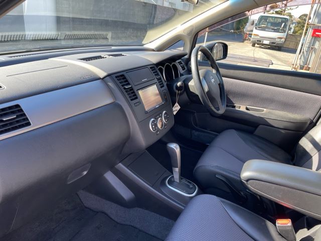 صورة مصغرة 11 لـ 2007 Nissan TIIDA